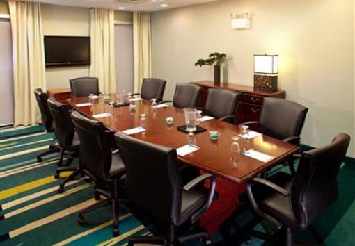 фото отеля SpringHill Suites Sioux Falls