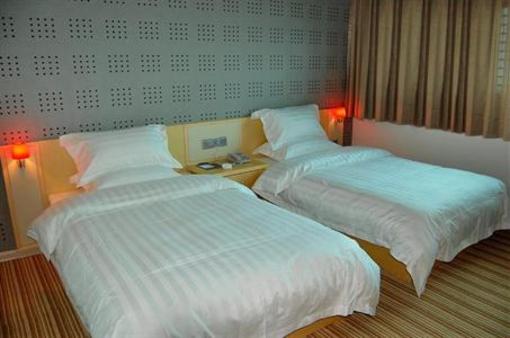 фото отеля Happy Family Hotel