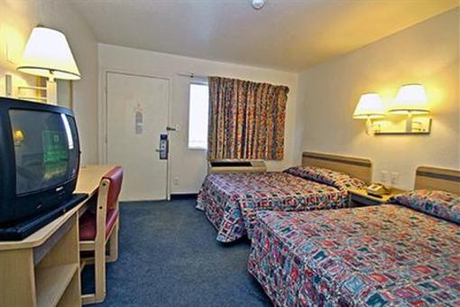 фото отеля Motel 6 West Tulsa