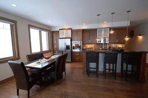 фото отеля Big White Ski Resort - Vacation Homes
