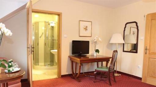фото отеля Hotel Zielona Weranda Wielun