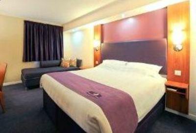 фото отеля Premier Inn South St Helens (England)