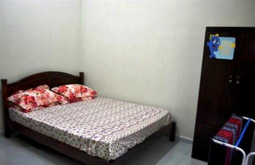 фото отеля Homestay Air Manis