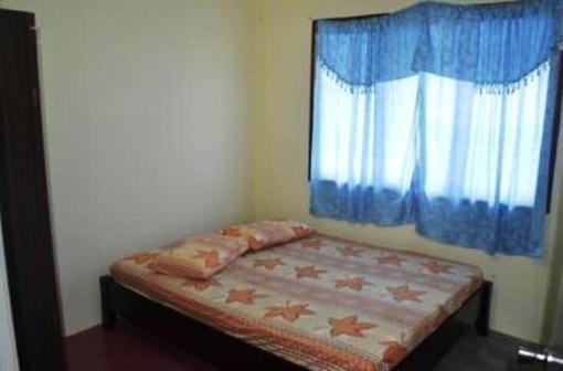 фото отеля Homestay Air Manis