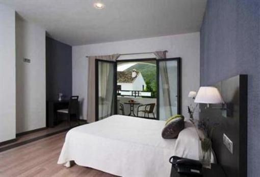 фото отеля Amalurra Granada