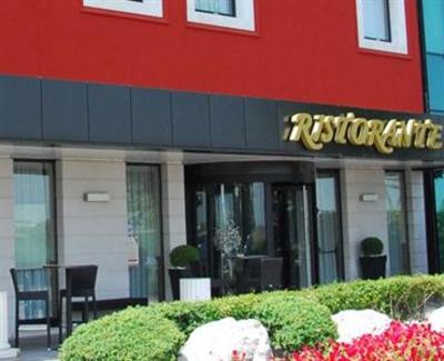 фото отеля Hotel Ristorante Giada Grumolo delle Abbadesse