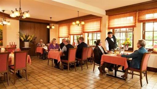 фото отеля Hotel Restaurant Sonnenhof Weyerbusch