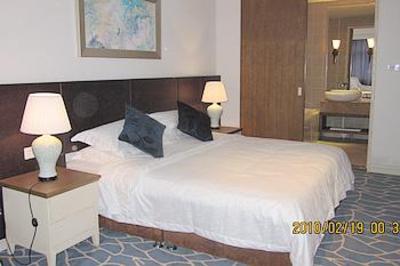 фото отеля West Lake Garden Hotel