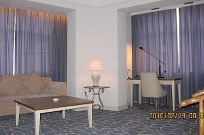 фото отеля West Lake Garden Hotel