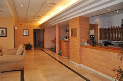 фото отеля Hotel Torcal Cabanillas del Campo