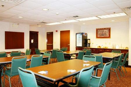 фото отеля Hampton Inn Stroudsburg / Poconos