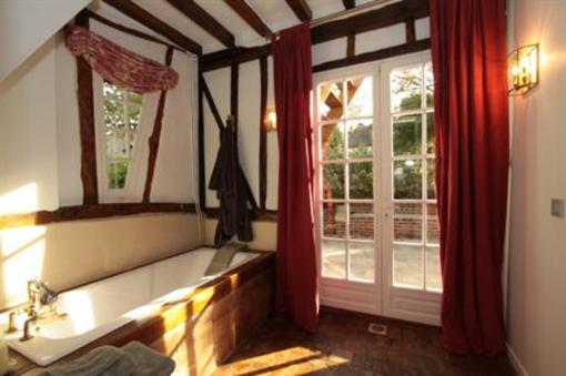 фото отеля La Bonne Auberge Vieux-Port
