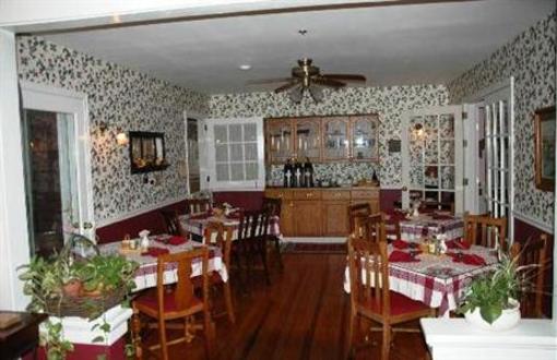 фото отеля The Cabernet Inn