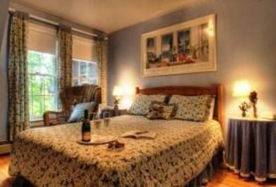 фото отеля The Cabernet Inn