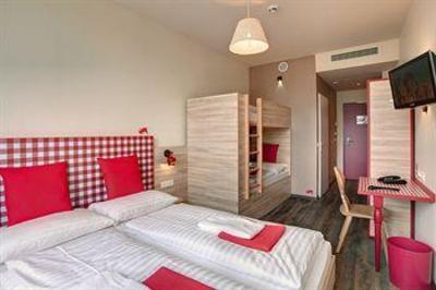 фото отеля Meininger Hotel