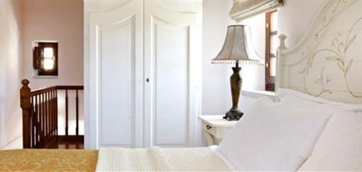 фото отеля Petritis Guesthouse