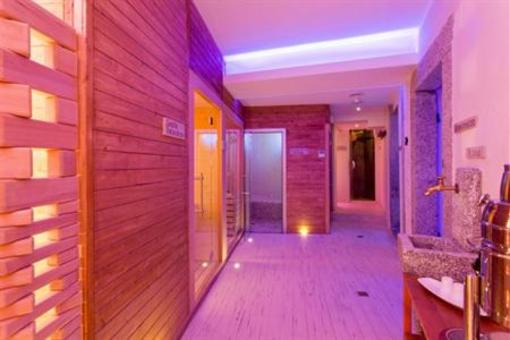 фото отеля Hotel Sciatori Temu