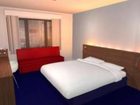 фото отеля Travelodge Newcastle-under-Lyme Central