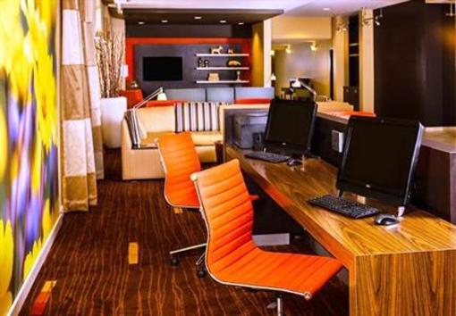 фото отеля Courtyard by Marriott Fort Lauderdale North Cypress Creek