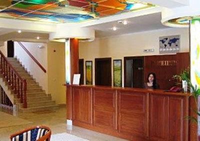 фото отеля Center Hotel & Restaurant