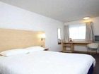 фото отеля Travelodge Watford Central