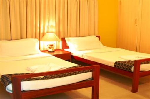 фото отеля Nakshatra - Chitranjan Road Hotel