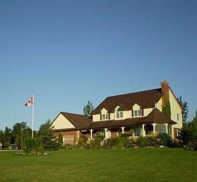 фото отеля Clearview Station & Caboose B&B