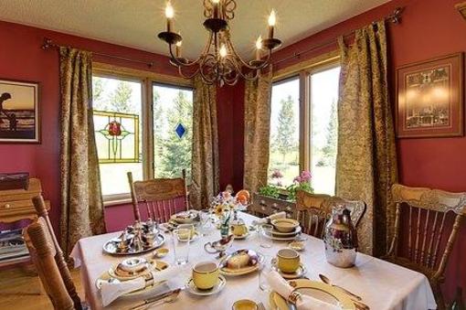 фото отеля Clearview Station & Caboose B&B