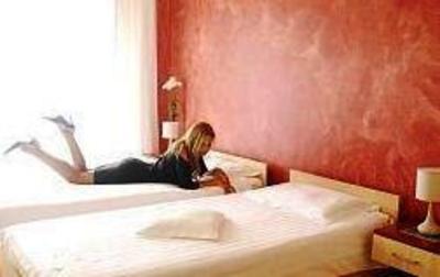 фото отеля Eden Hotel Oradea
