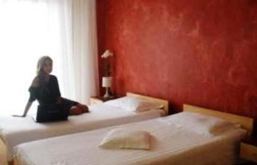 фото отеля Eden Hotel Oradea