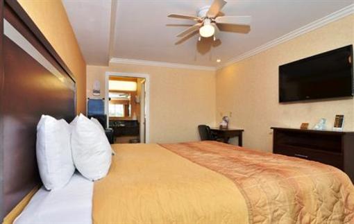фото отеля Americas Best Value Inn-Westminster Huntington Beach