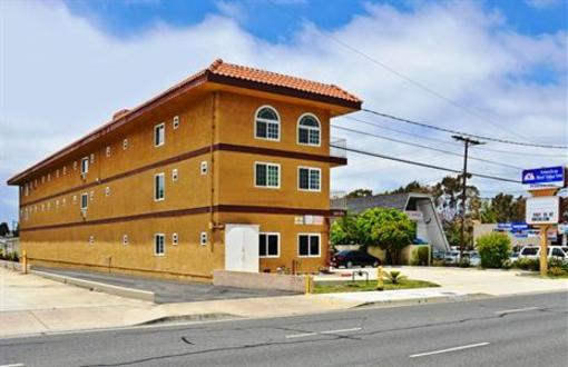 фото отеля Americas Best Value Inn-Westminster Huntington Beach