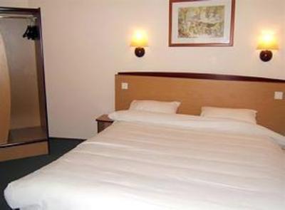 фото отеля Hotel Campanile Paris Est Porte De Bagnolet