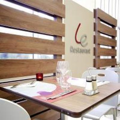 фото отеля Hotel Campanile Paris Est Porte De Bagnolet