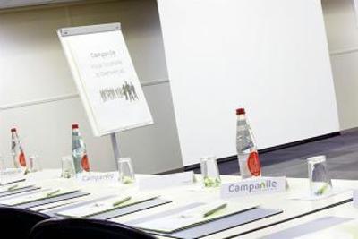 фото отеля Hotel Campanile Paris Est Porte De Bagnolet