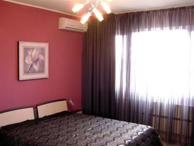 фото отеля Rossina Sky Apartment
