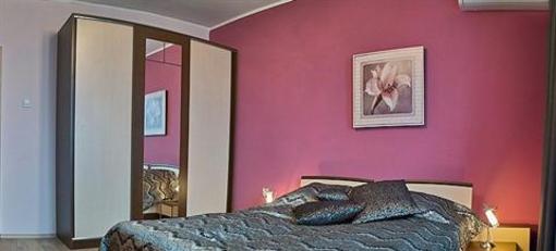 фото отеля Rossina Sky Apartment