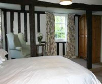фото отеля Poplars Farmhouse B&B