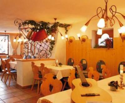 фото отеля Lammwirt Hotel Jerzens