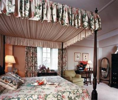 фото отеля Roslyn Claremont Hotel