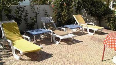 фото отеля OnTheBeach Hostel