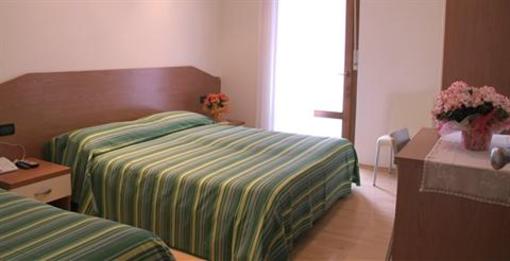 фото отеля Albergo Sayonara