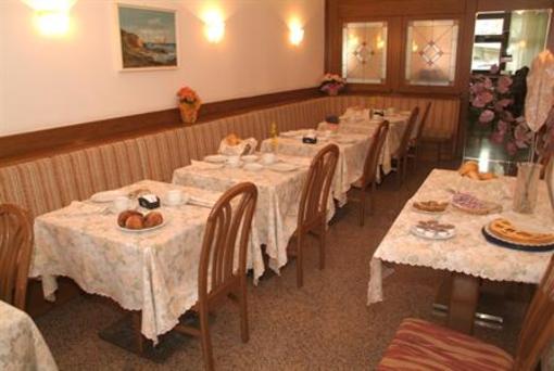 фото отеля Albergo Sayonara