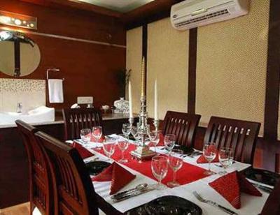 фото отеля Spice Routes- Luxury House Boat