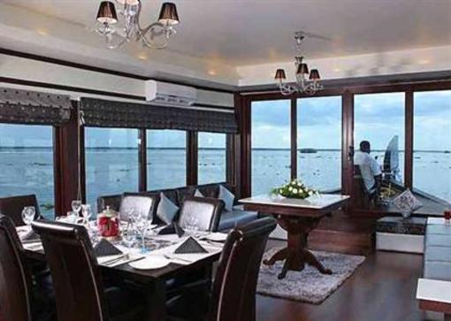фото отеля Spice Routes- Luxury House Boat
