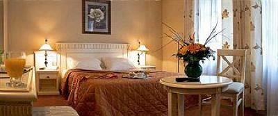 фото отеля Royal Hotel Montpellier