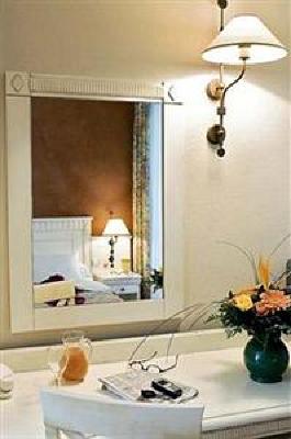 фото отеля Royal Hotel Montpellier