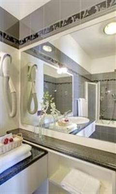 фото отеля Hotel Savona Alba