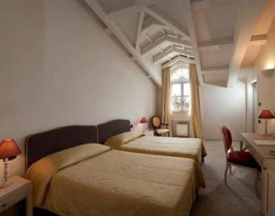 фото отеля Cascina Spinerola Hotel Moncalvo