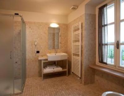 фото отеля Cascina Spinerola Hotel Moncalvo